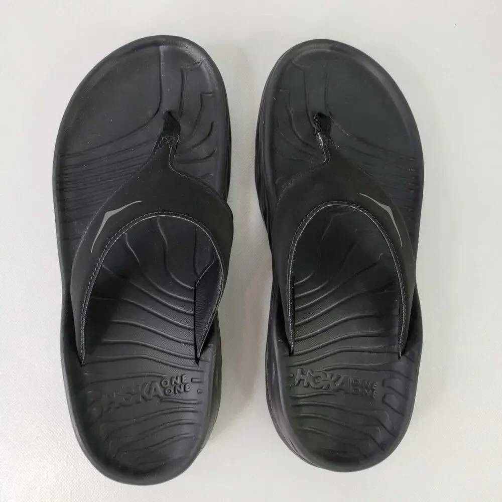 Hoka One One Ora Recovery Flip Sandals Black Men’s Size 7 Women’s 9